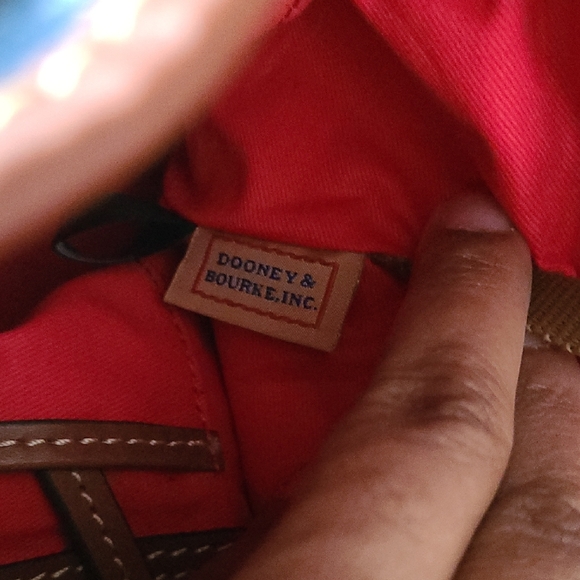 Dooney & Bourke Navy and Tan Shoulder Bag - Picture 4 of 5